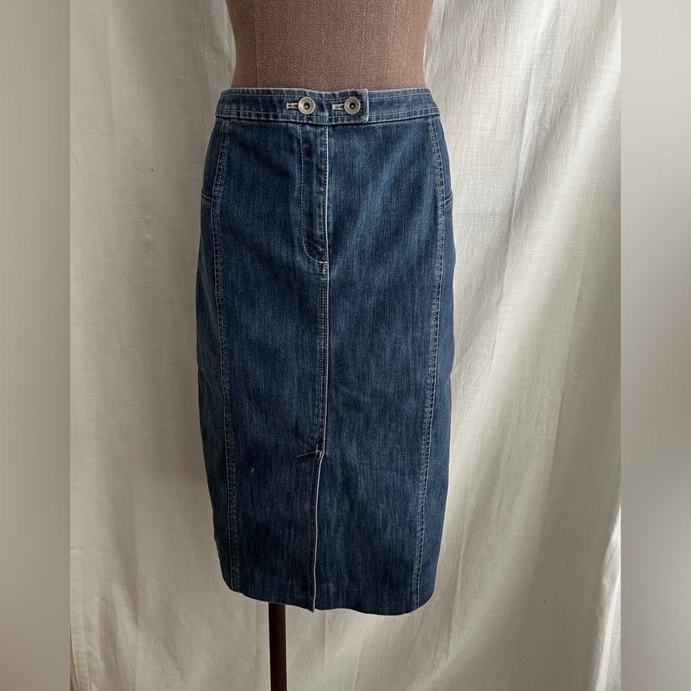 Classic Façonnable Denim Skirt - 14